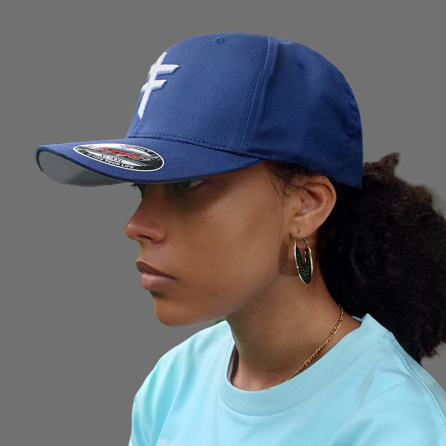 XL - XXL FITTED CAP - Blue & White