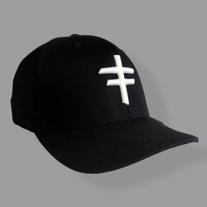 XL - XXL FITTED CAP ( Black & White)