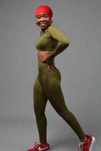 Load image into Gallery viewer, Green Long Sleeved Gym Set
